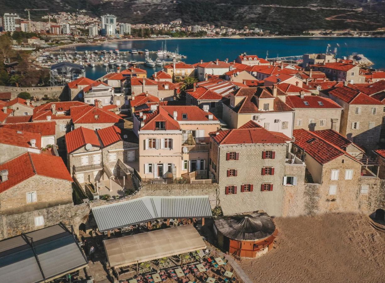 R Club Apartments Old Town Будва Экстерьер фото