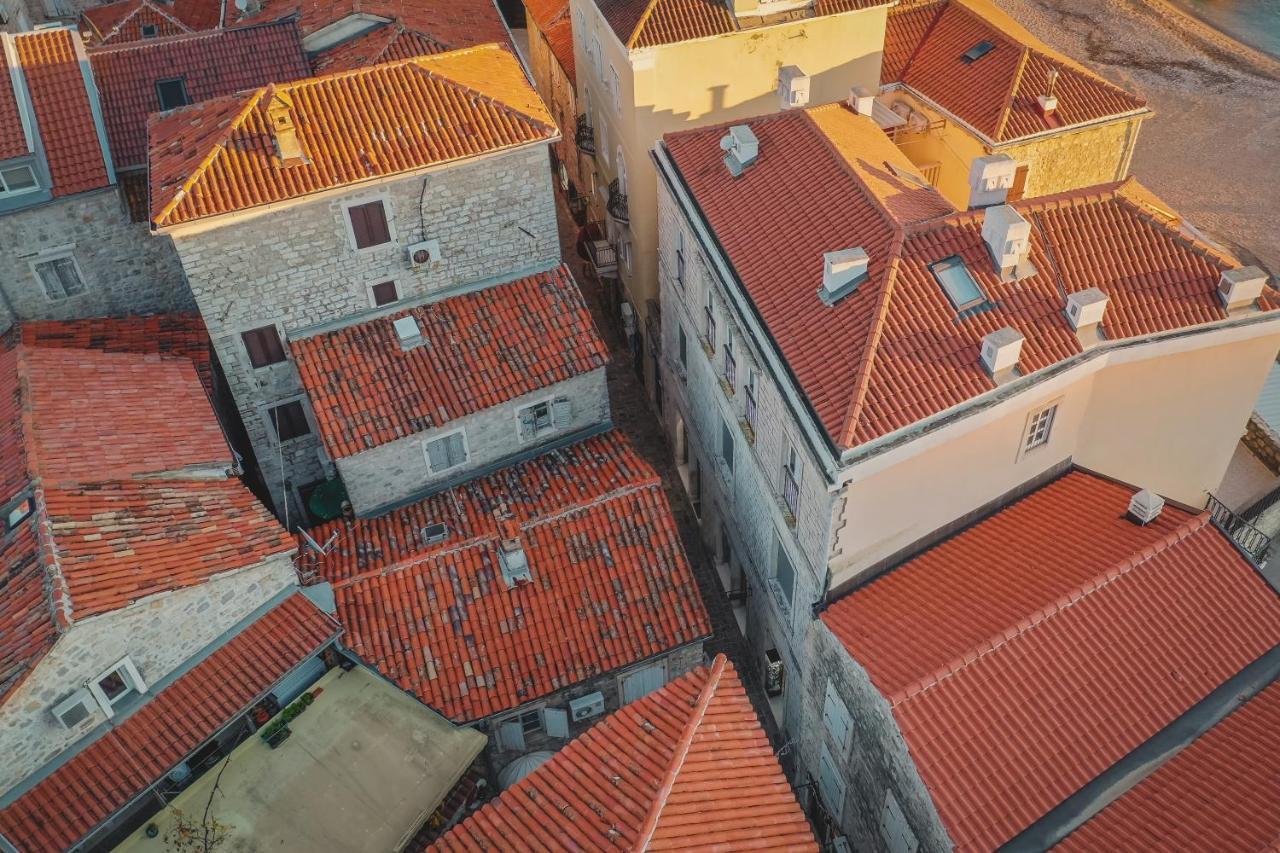 R Club Apartments Old Town Будва Экстерьер фото