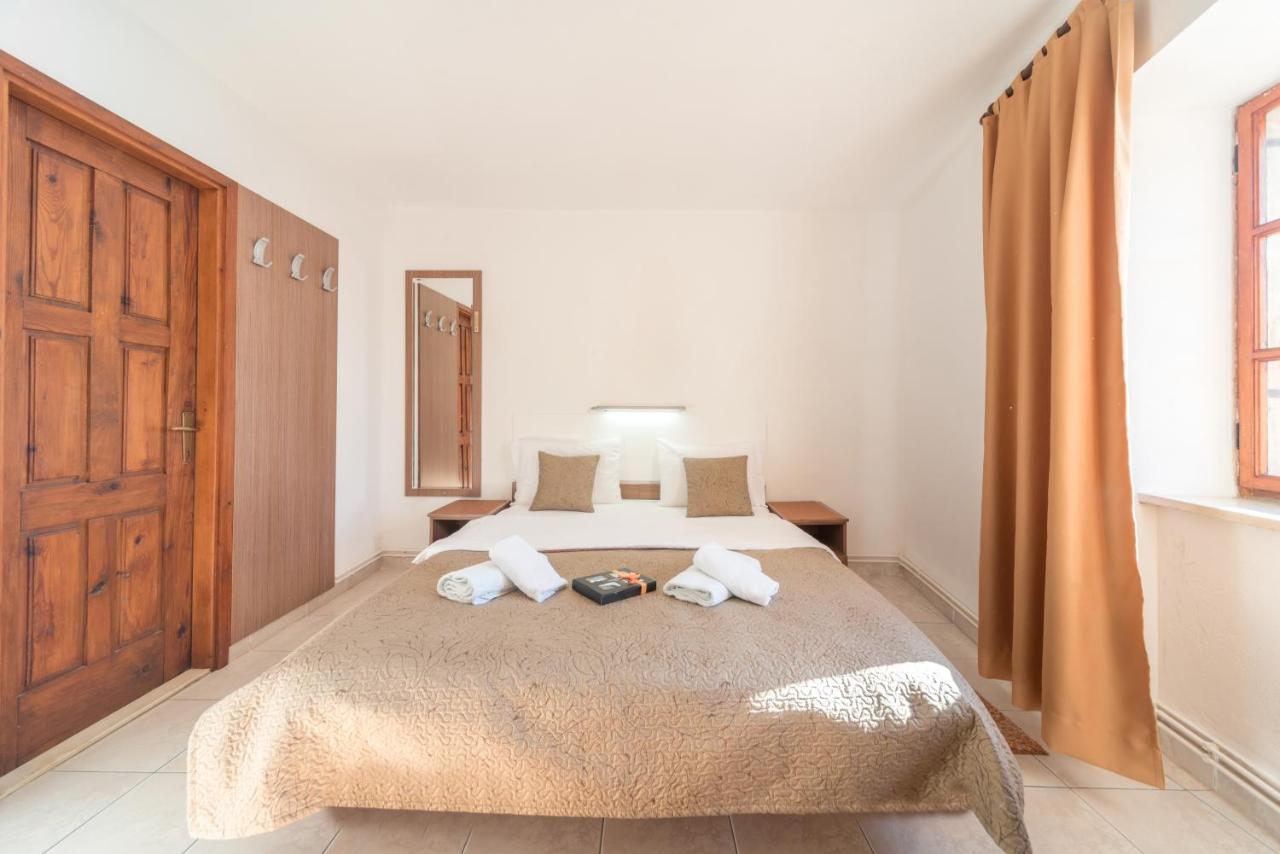 R Club Apartments Old Town Будва Экстерьер фото