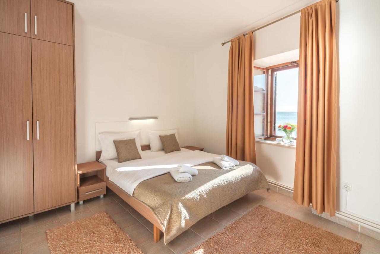 R Club Apartments Old Town Будва Экстерьер фото