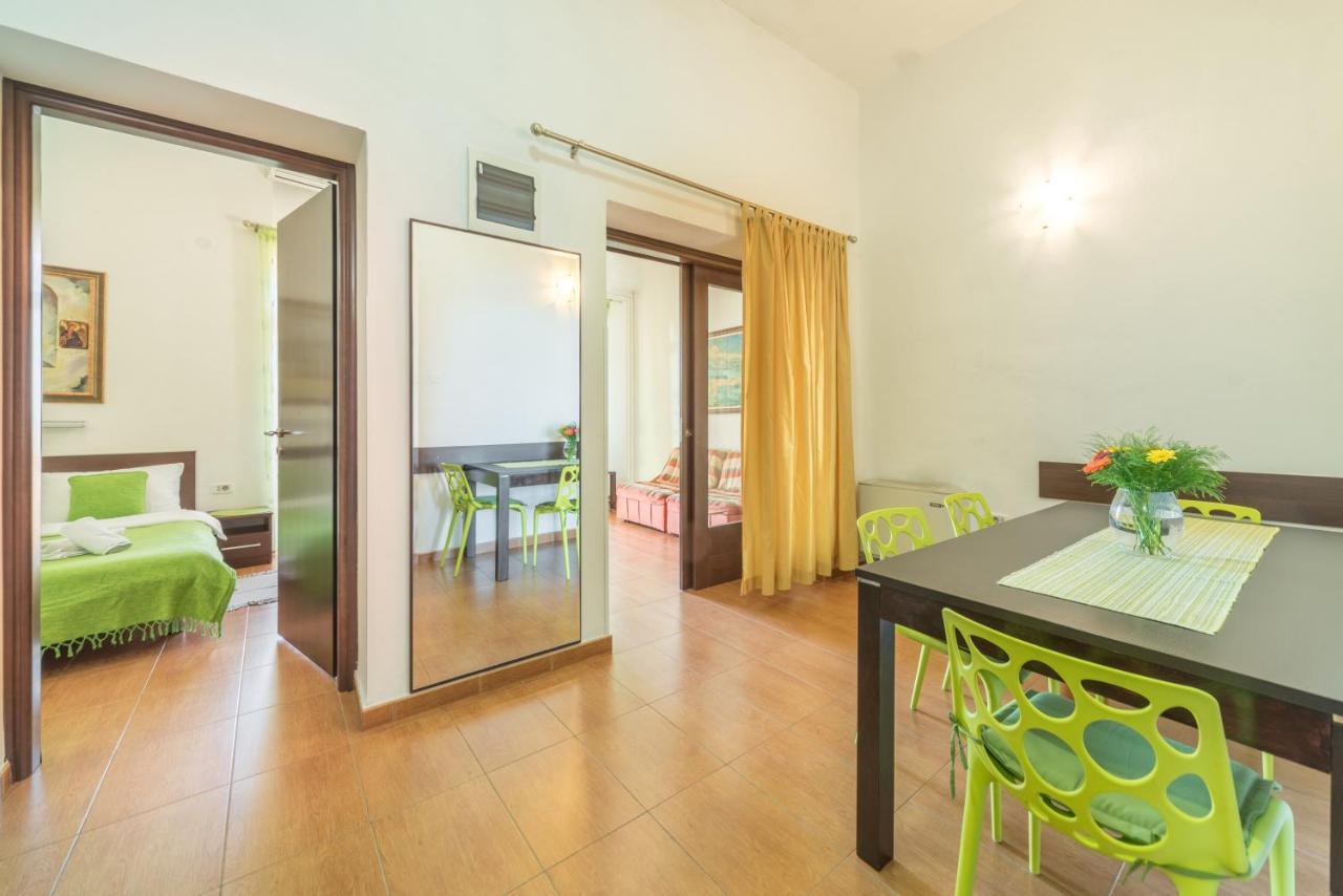 R Club Apartments Old Town Будва Экстерьер фото
