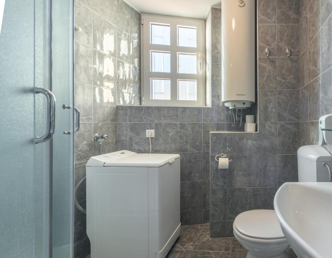 R Club Apartments Old Town Будва Экстерьер фото
