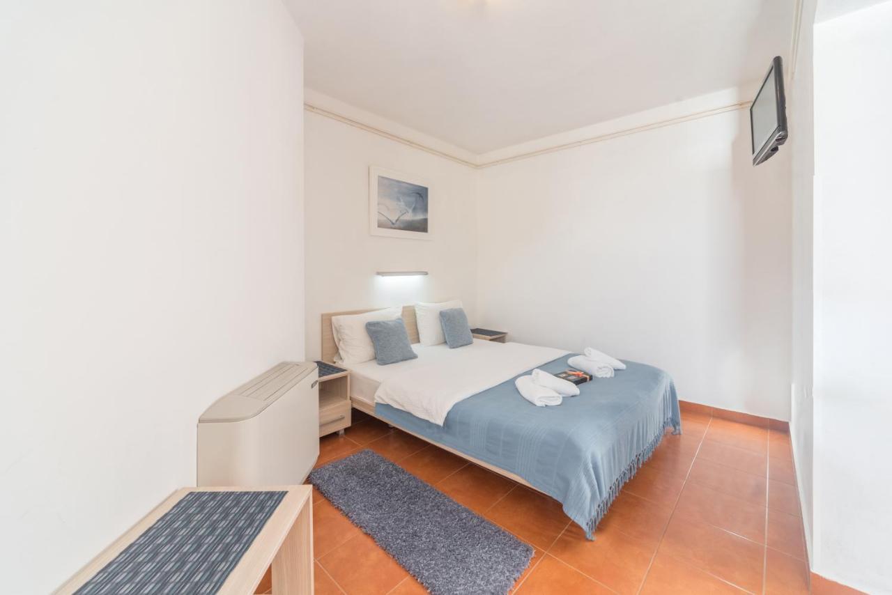 R Club Apartments Old Town Будва Экстерьер фото