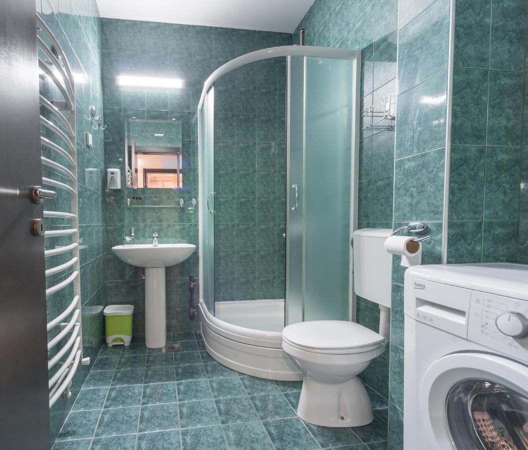 R Club Apartments Old Town Будва Экстерьер фото